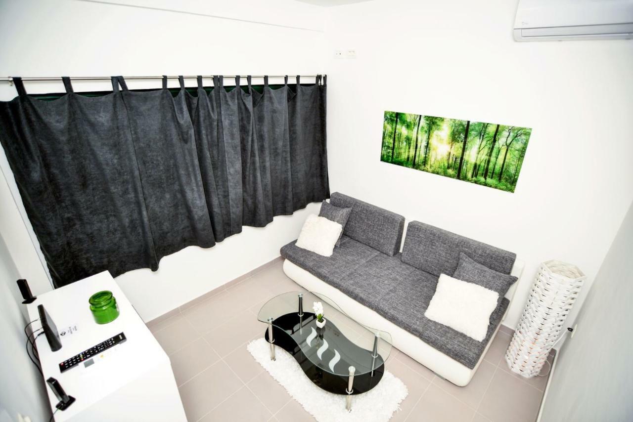 Luxury Apartments Boduja Sukosan Luaran gambar