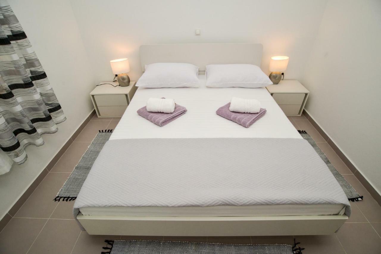 Luxury Apartments Boduja Sukosan Luaran gambar